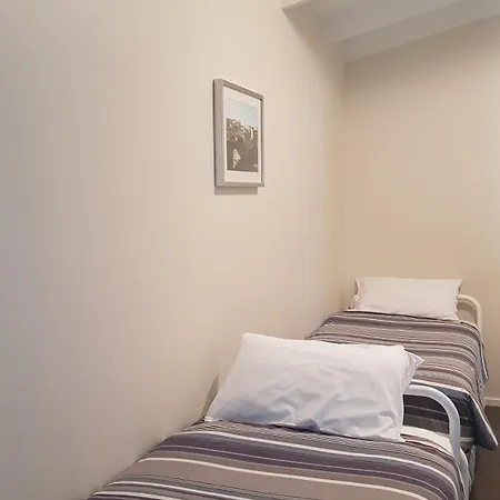 Lilacs Waterfront Villas & Cottages Albany Room photo